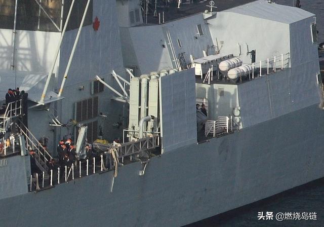 1/ 12 哈利法克斯级护卫舰(halifax class figates),是加拿大皇家海军