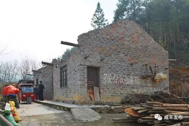 咸丰县有多少人口_咸丰县第一中学图片