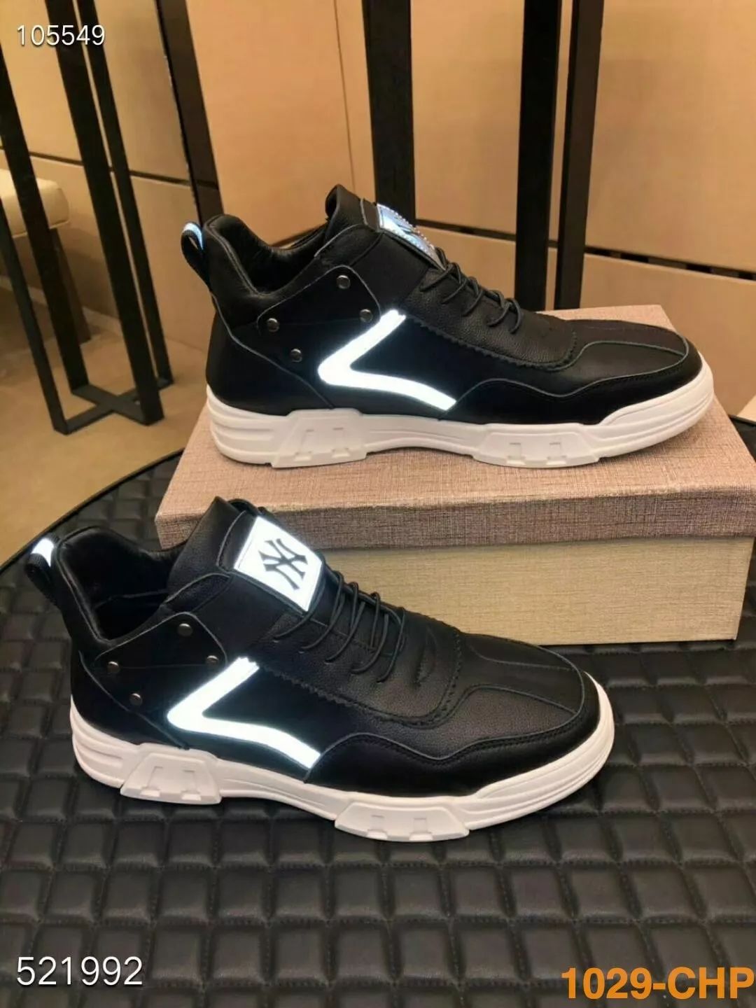 同款鞋男 4fa6315b91954c889bdb9c2149059a17.jpeg