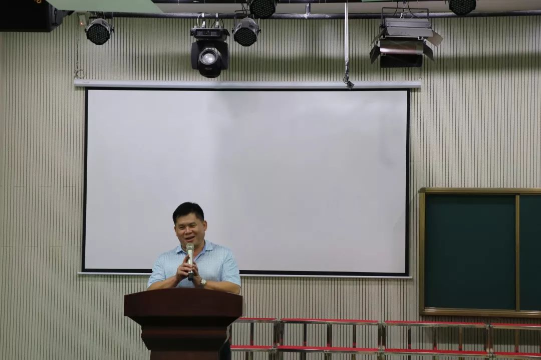 桥梁纽带互助共赢常平镇中心小学召开第七届家委会成立大会