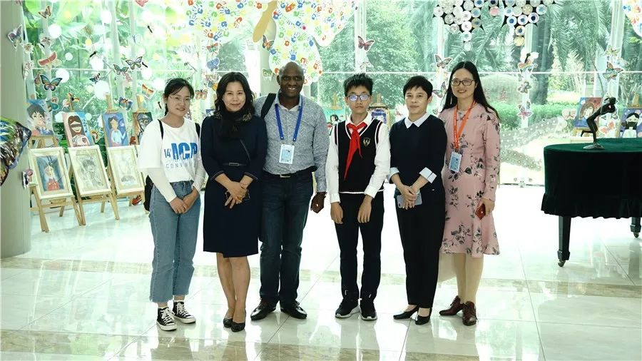 世界校长联盟大会代表访问上海市中远实验学校