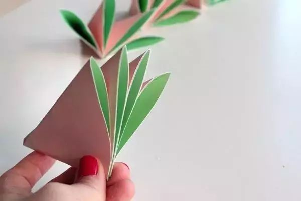 【折纸大全】折纸小花,为生活增添一缕芬芳