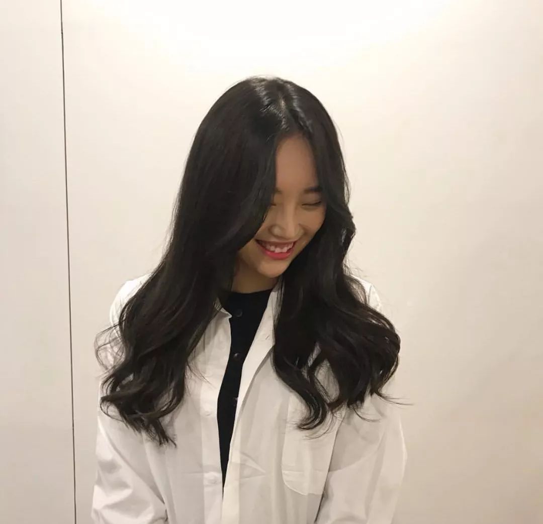 韩式长发微卷造型