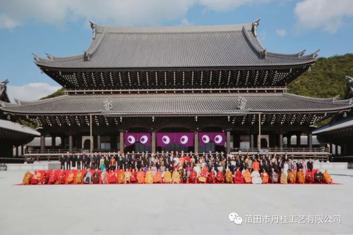 念佛宗无量寿寺,位于日本兵库县加东市三宝山,是日本当前最大的佛教