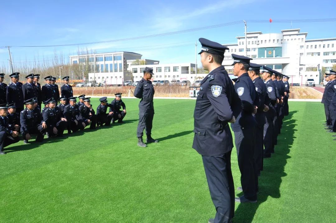 青海省柴达木监狱警务实战技能培训纪实