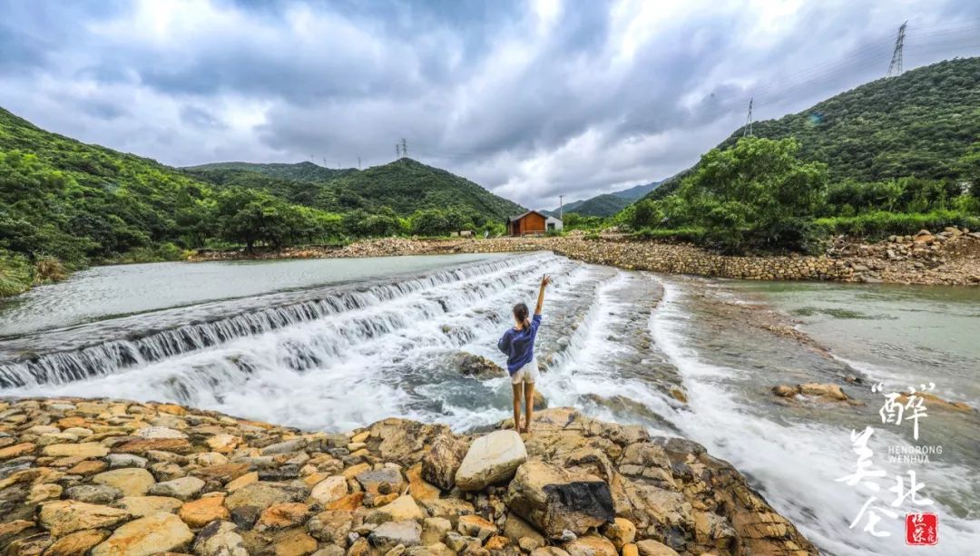 好找,想去的小伙伴可以导航搜索北仑新湖岙农庄～北仑森林植物园沿大