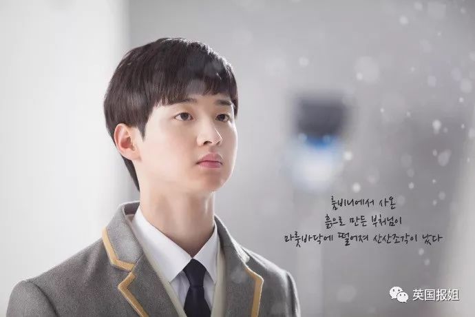 脱衣有肉、女装妖娆,这位偶像小哥出道竟是因