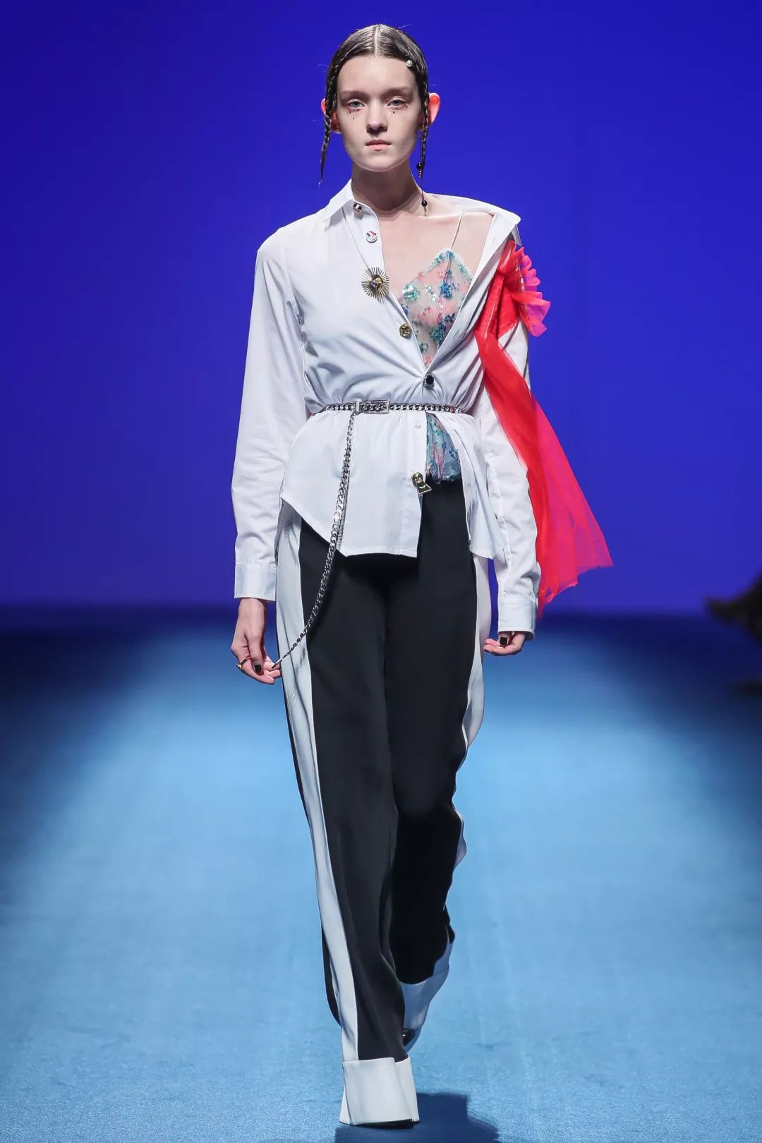 fc723daa2524412bb54f256b1fdf97ea.jpeg