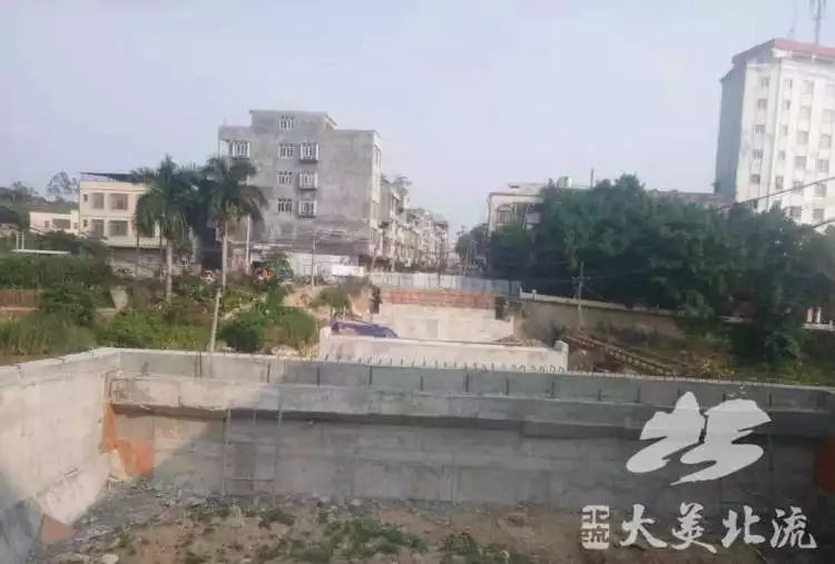 北流白马镇白马桥重建工程进展顺利!