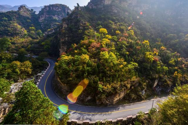 中国最美的山区公路 1b8e9aba914244e08d4947e1e0dd91cf.jpeg