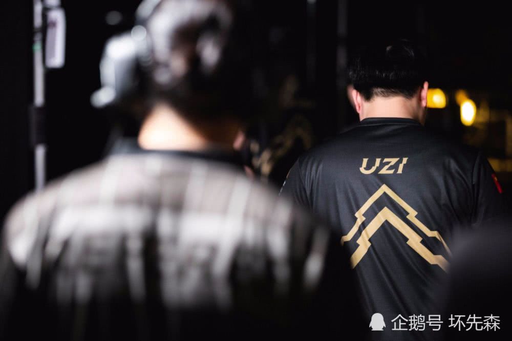 潘大帅解说狼队 2e4bd30d753b469f99c1c89447591293.jpeg