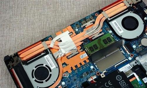 原创华硕打造飞行堡垒7,i7-9750h gtx 1660ti,只有"真香"二字!