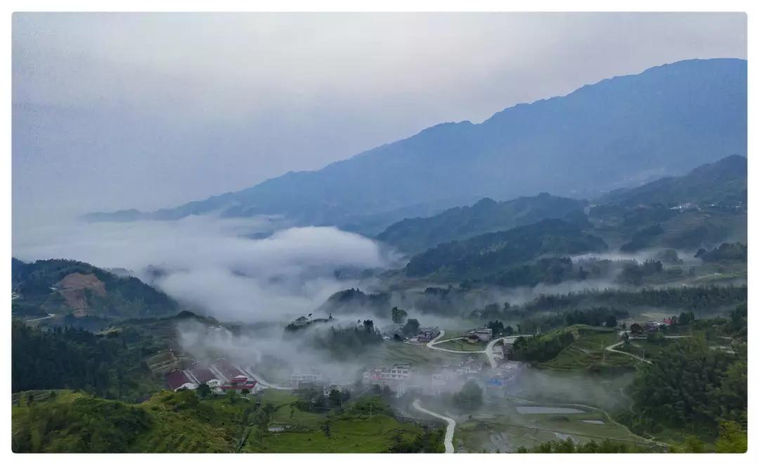 天岳幕阜山紫清观游记