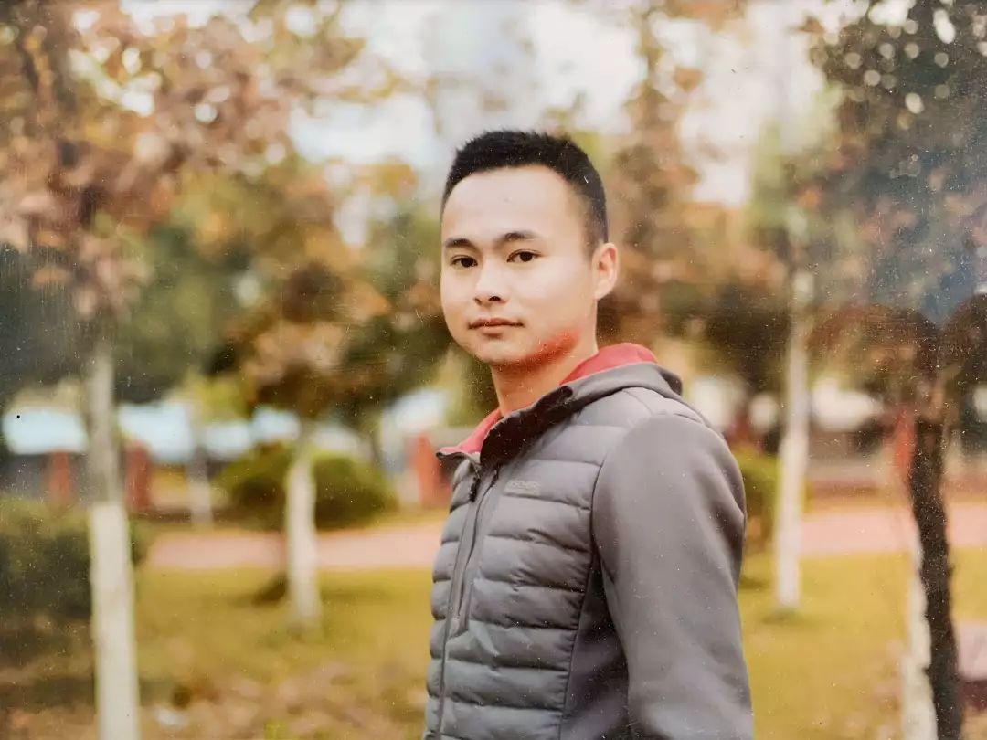 周星宇2017年11月 获得南昌市中学生校园篮球优秀教练员称号。2017年12月 获