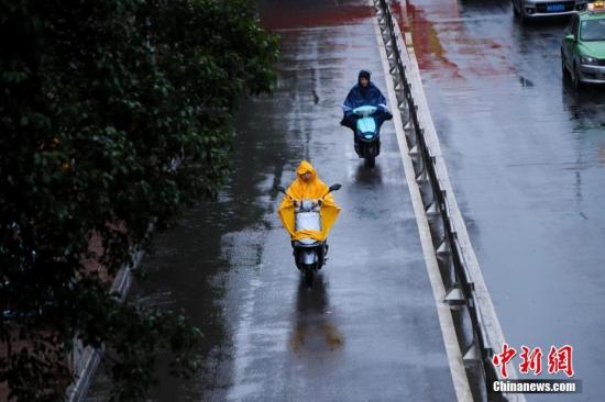 华北地区有阴雨天气黄淮江淮大气扩散条件较差