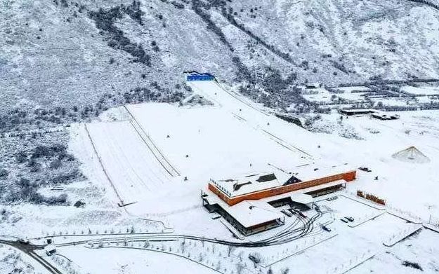 山东济南峡在哪个区县经济总量_山东济南(2)