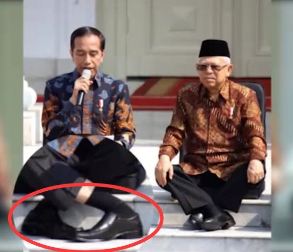 印尼总统高难度“盘腿交叉坐”走红！网友：被总统耽误的瑜伽教练_挑战