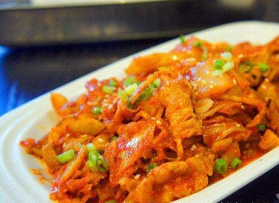 菜谱:马苏里拉烤榴莲,香辣烧鱼块,泡菜炒五花肉,清蒸鲈鱼