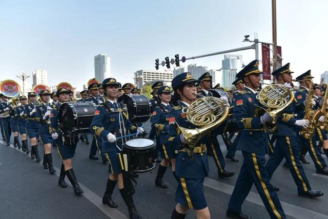 军乐响彻英雄城,吹响2019英雄马集结号