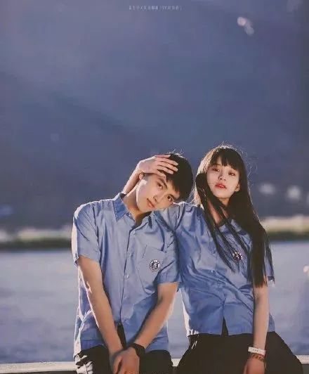 欧阳娜娜陈飞宇恋情添新锤!亲妹妹聊天记录被