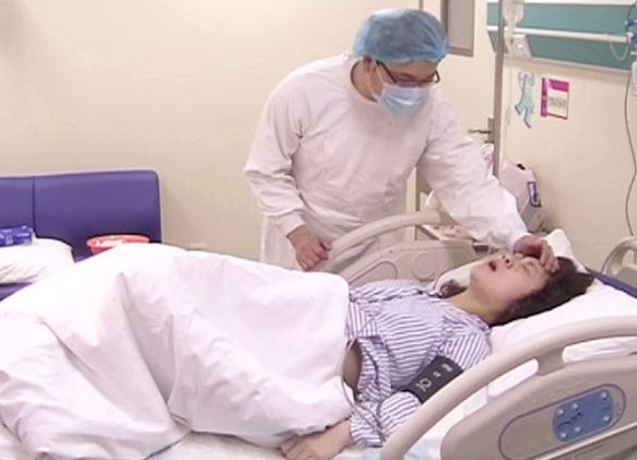 几岁不能生小孩 0f814d28e3cd4b6e939a5938cea675f8.png