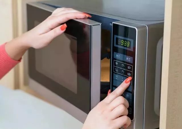 快速解冻肉微波炉 172f7b406825456499a20685665e5c9d.jpeg