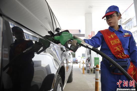 国内油价调价窗口将再开启 或迎年内第12次上调每箱油多3.5元