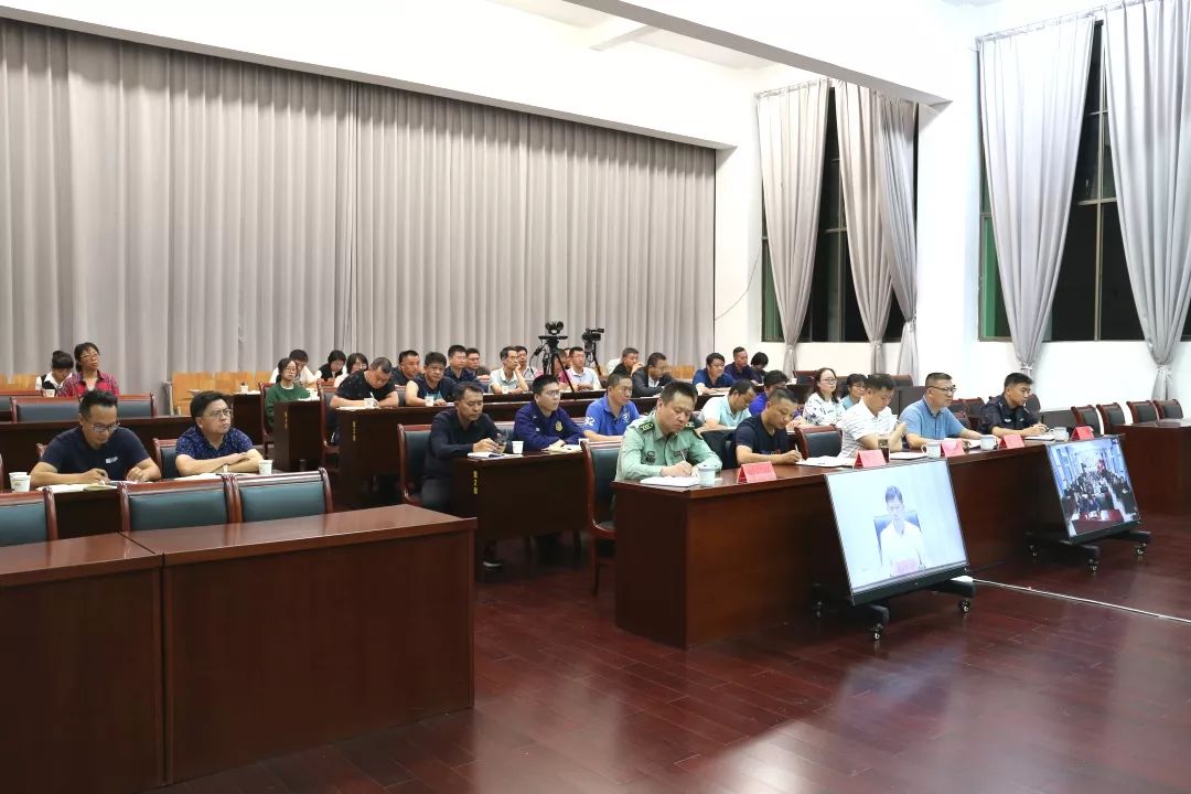 上允镇有多少人口_北流隆盛镇有多少人口(2)