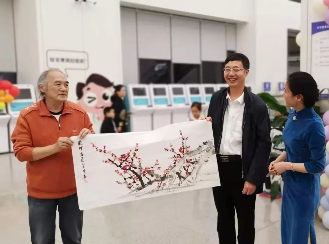 寿星们,生日快乐!