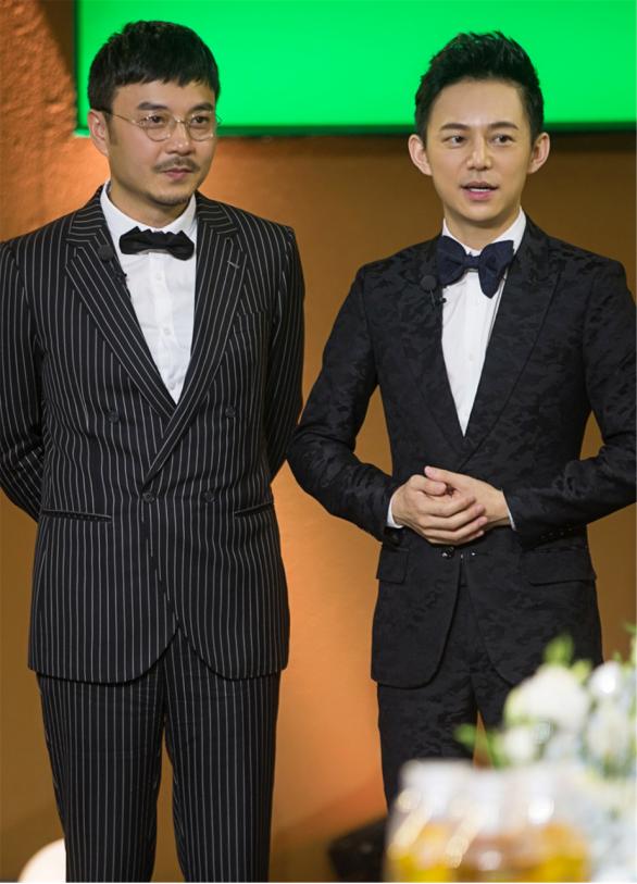 何炅最近的综艺节目 71cdc68d080345a5b254650073bfcf9b.jpeg