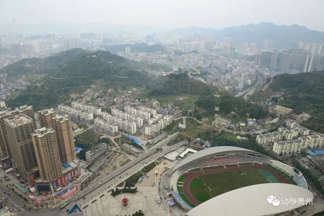 毕节市七星关经济总量_毕节市七星关区街景(3)