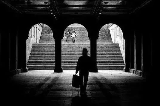 人生有三把钥匙:接受、改变、离开!