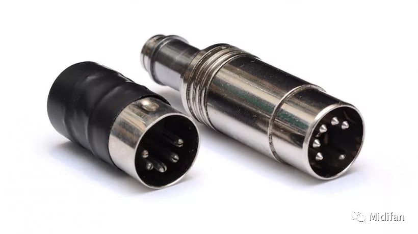 单声道lr音频输出midi din输入（用于midi和电源）3.5毫米立体声耳机音频输出