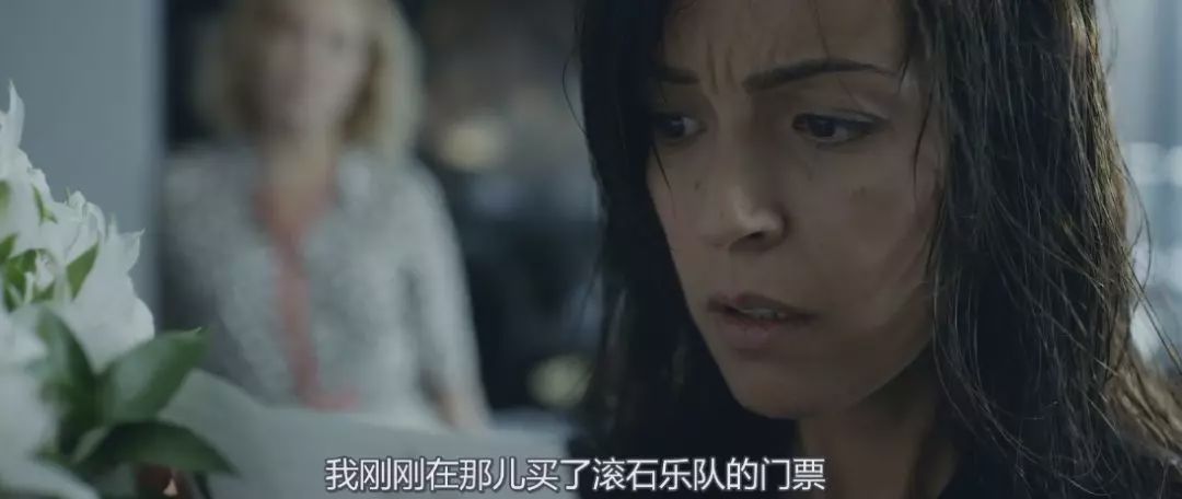 西班牙毁三观神剧《码头》第一季,开头一分钟尺度就逆天