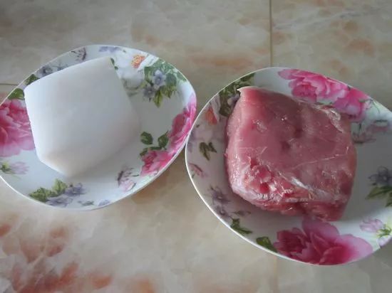 怎么把肉剁成泥 52f888363964429eb1d9018c7f4c922b.jpeg