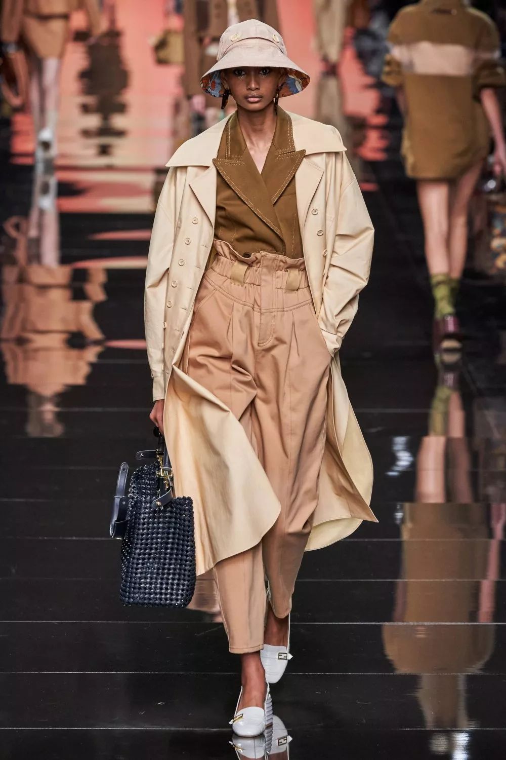 fendi(芬迪)米兰时装周2020春夏系列!
