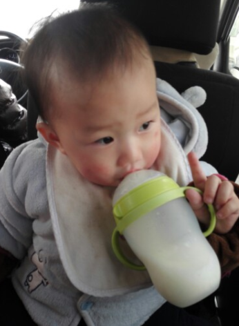 宝宝怎样喂养才长肉 cf4a48c741a94384b005d883a181e72c.png