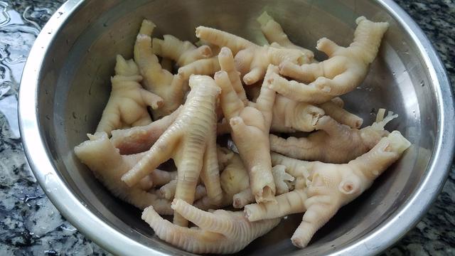 生姜怎么腌制好吃放的时间长 eb65e7261e914d85aa401e31157eb013.jpeg