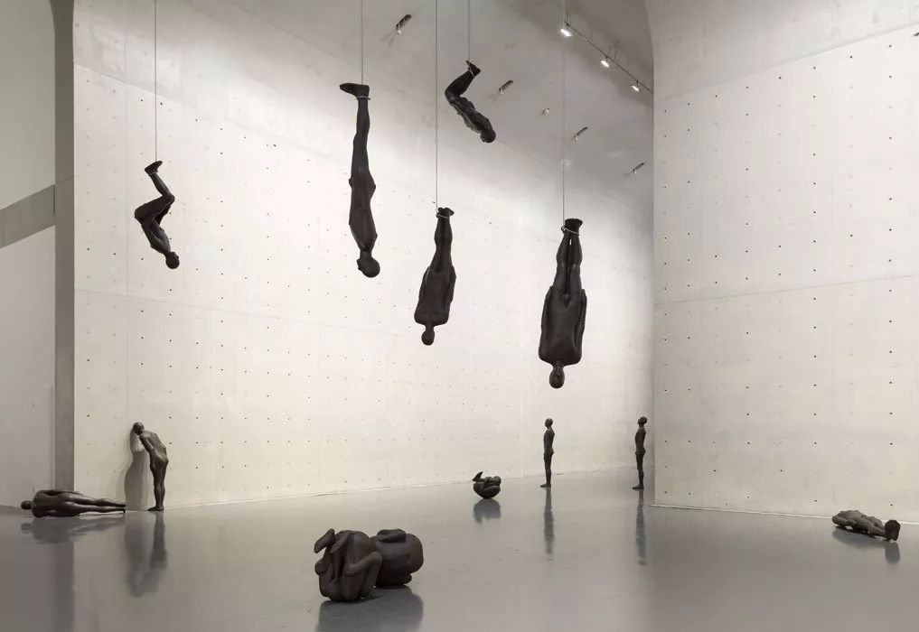 展|那个站在水里的人 antony gormley edinburgh_安东尼·葛姆雷