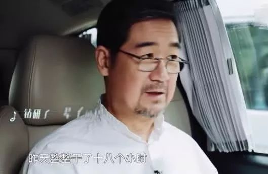 一把年纪还敢签卖身契，张国立怎么生了个狗儿