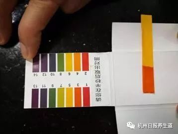 杭州日报养生道@爷爷的一个疏忽，差点毁了2岁宝宝的眼睛！眼科医生：还有许多“稀奇古怪”的病例