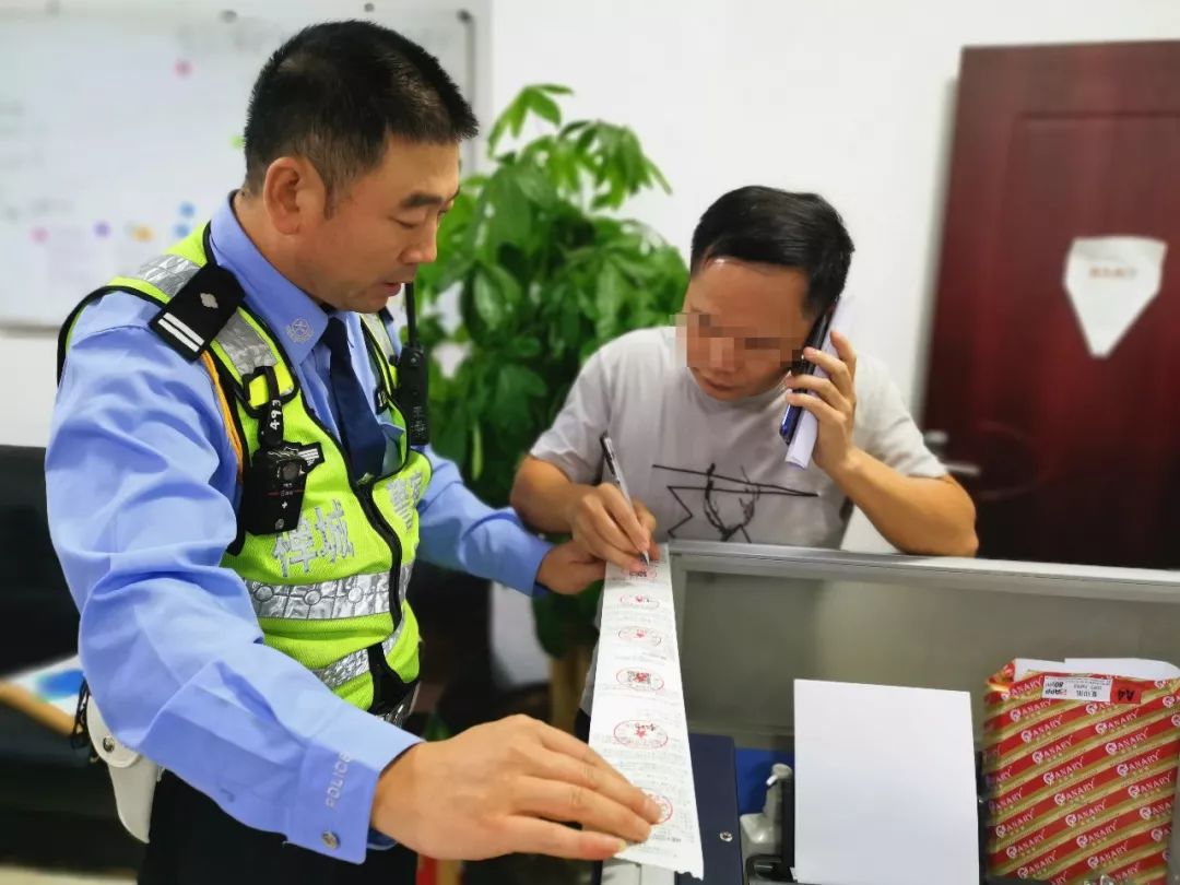 视频丨路怒?恶意别车?警察叔叔出手,内容引起