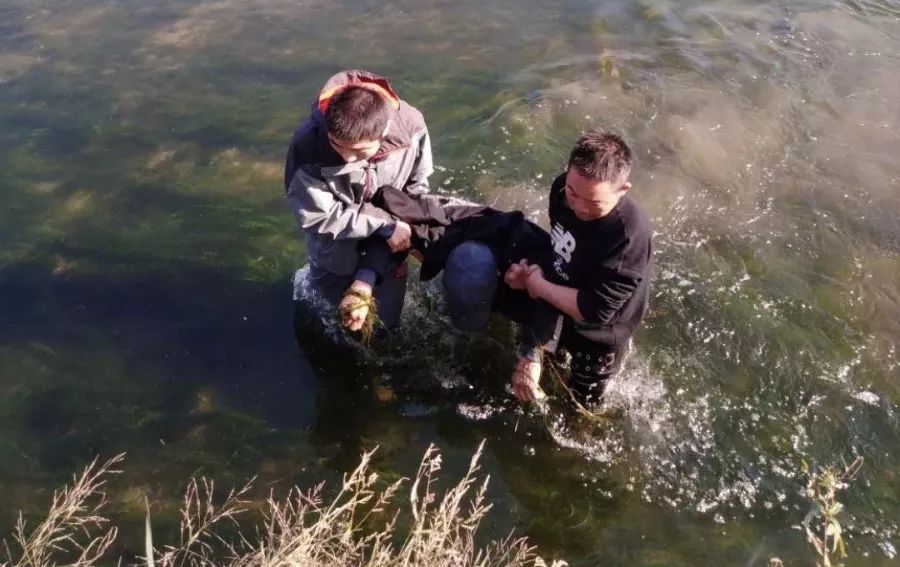 生死时速120完整版 3b7bc7451a6640a98645635b40dc1b16.jpeg