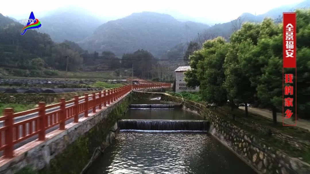 观里村位于甘棠镇西南部半山区,距离镇区5.5公里,与蕉城区赤