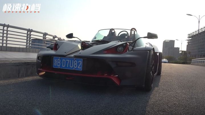 目前最便宜的十款超跑 74ce43dc6dc244b597fa72b9a626a65e.jpeg