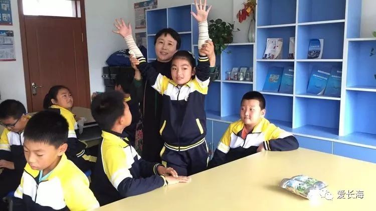 急救知识纳入学校的教育内容 75d767691b1049e98de68dae0f8fc34b.jpeg