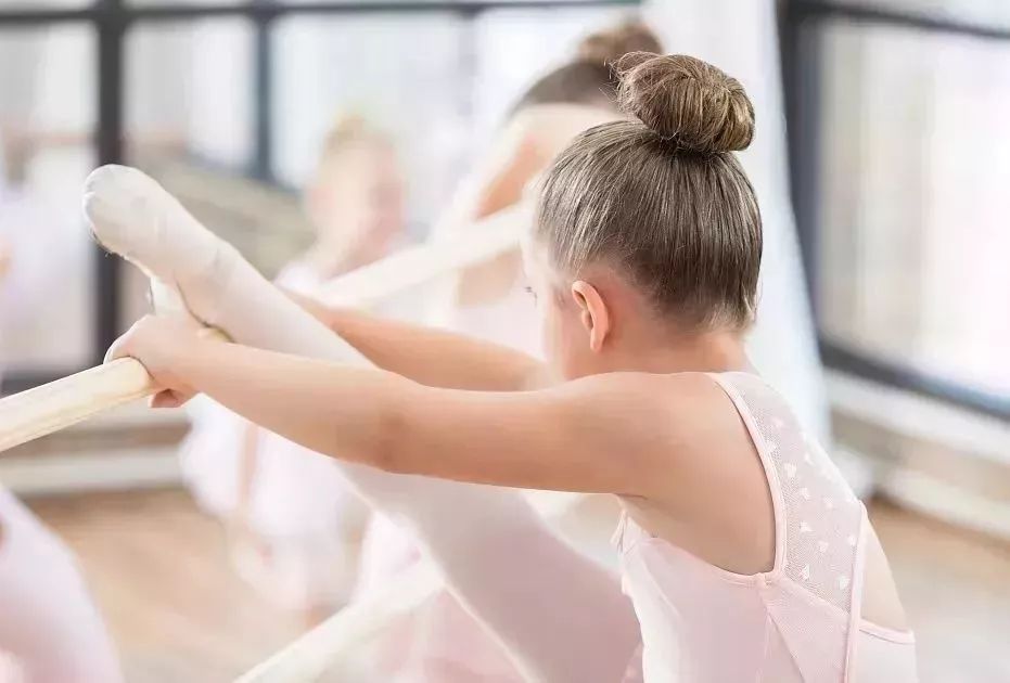 学生眼中的舞蹈老师VS舞蹈老师的内心想法