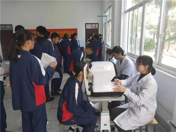 顺义实有人口体检后_北京顺义后沙峪倪光(2)