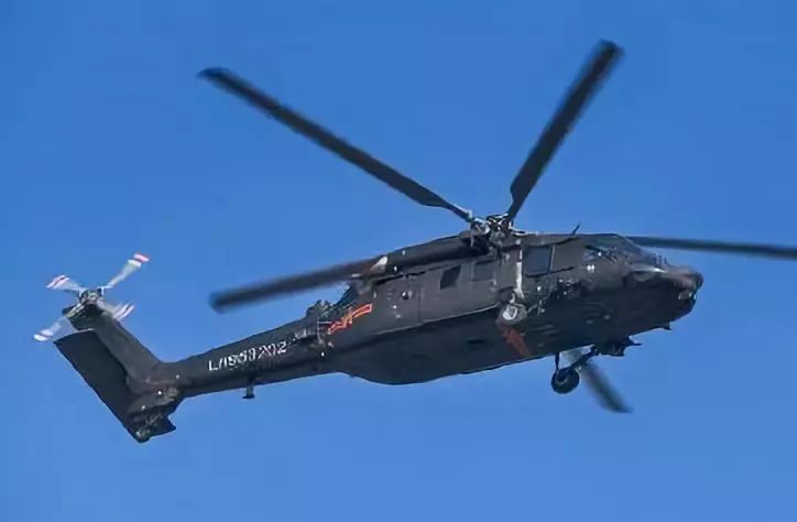中国多用途直升机直20大幅提高了空军的突击能力