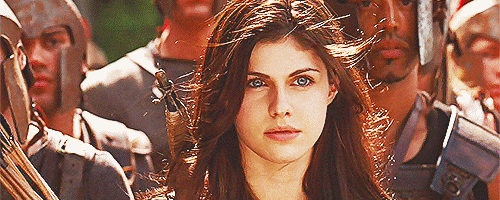 靠美胸称霸,全世界直男都喜欢的肉体,如今成绿茶战斗机还能狂吸粉